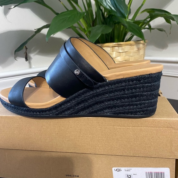 New! UGG LEATHER ESPADRILLE WEDGE MULE - Picture 3 of 6